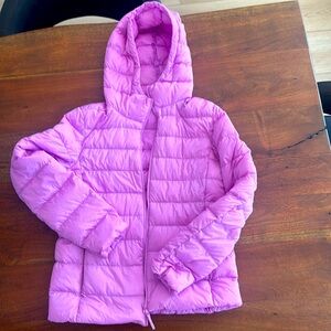 Uniqlo Ultra Light Down Jacket Women Small light purple Quilted Puffer Hooded